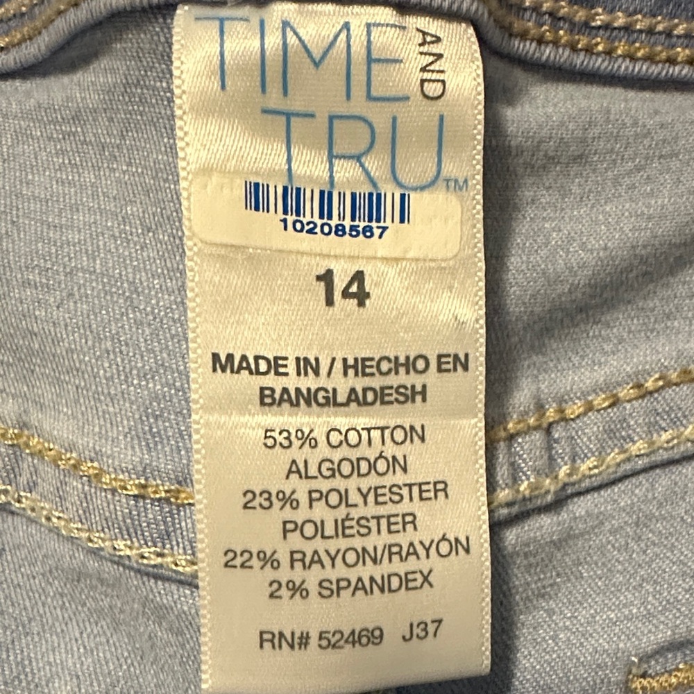 Time and Tru Women's Blue Ankle & Cropped Jeans - Picture 3 of 4